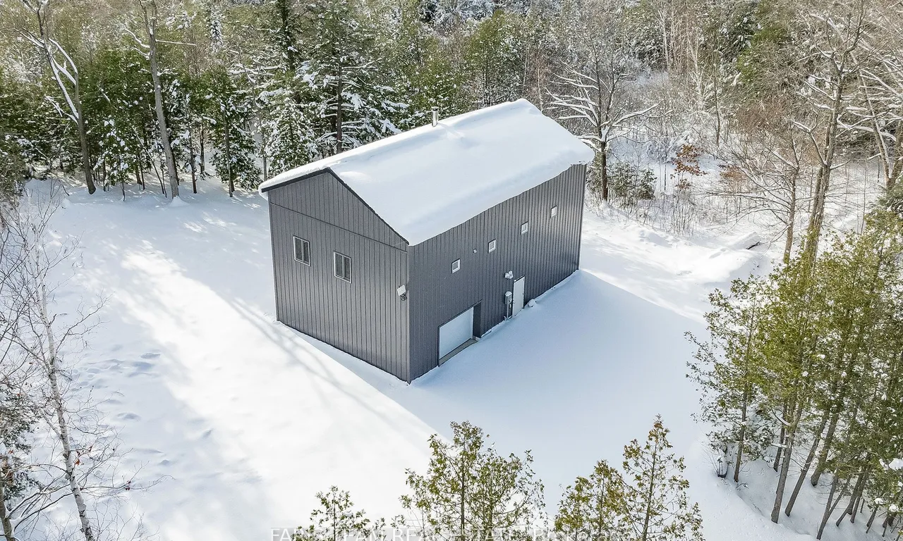 2576 Champlain Rd, Tiny, ON L9M 0C9