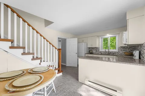 23 Elizabeth Ave, Tiny, ON L0L 1P1