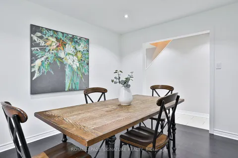 14 Grand Forest Dr, Barrie, ON L4N 7E7