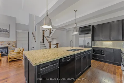 10 Invermara Crt, Orillia, ON L3V 0B7