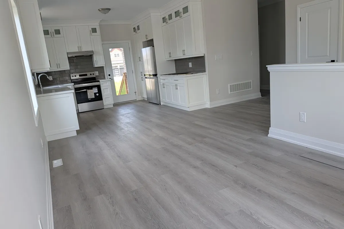 2 Joanne Crescent, ON L9Z 1R4