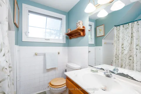 929 Yonge Street, Barrie, ON L9J 0E9