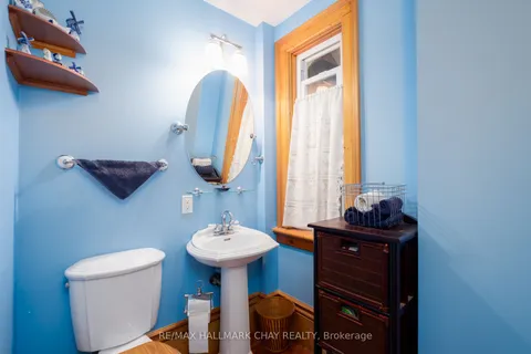 929 Yonge Street, Barrie, ON L9J 0E9