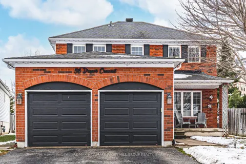 56 Draper Cres, Barrie, ON L4N 6B1