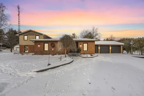 6184 County 9 Rd, Clearview, ON L0M 1N0