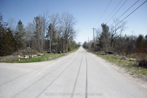 278 Woodlands Avenue, Tay, ON L0K 1R0