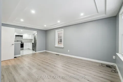 282 Gill St, Orillia, ON L3V 4K4
