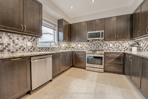 41 Landscape Drive, Oro-Medonte, ON L0L 2L0