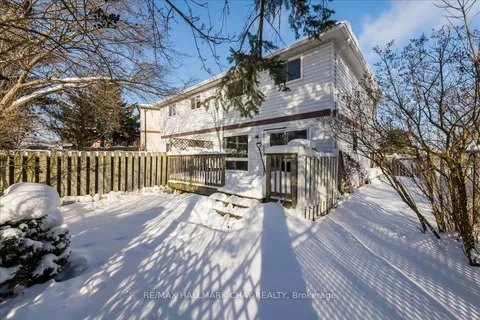59 Robin Crt, Barrie, ON L4M 5L9