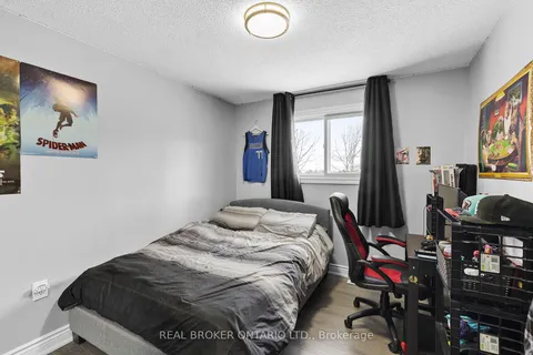 50 Maitland Dr, Barrie, ON L4M 5V7