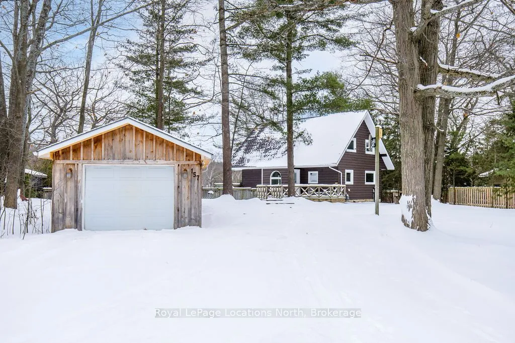 157 WOODLAND Drive, Wasaga Beach, ON L9Z 2V4