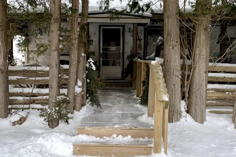 8934 County Rd 9 Road, Clearview, ON L0M 1G0