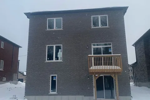 3 Misty Ridge Rd, Wasaga Beach, ON L0M 1S0