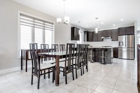 43 Lockerbie Cres, Collingwood, ON L9Y 0Y9