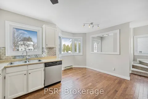 728 Ste Marie Street, Collingwood, ON L9Y 4T5