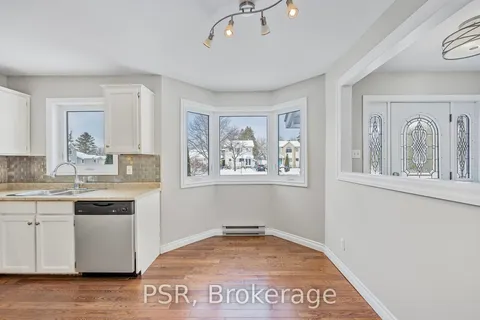 728 Ste Marie Street, Collingwood, ON L9Y 4T5