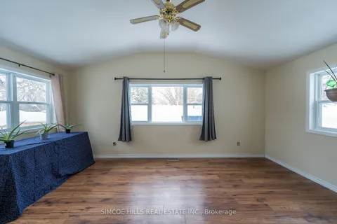 26 Cameron Dr, Oro-Medonte, ON L0L 1T0