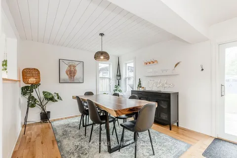 1309 St Vincent St, Springwater, ON L9X 0P7