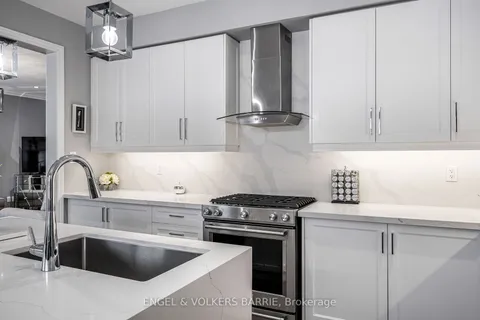 14 OLIVER&apos;S MILL Rd, Springwater, ON L9X 0S8