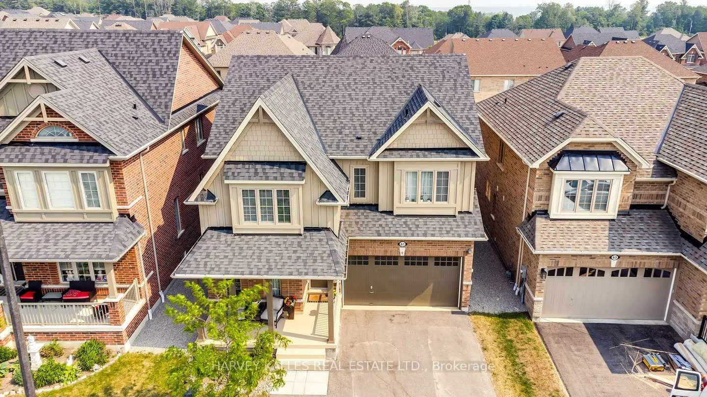 61 Mcisaac Drive, Springwater, ON L4M 4S4