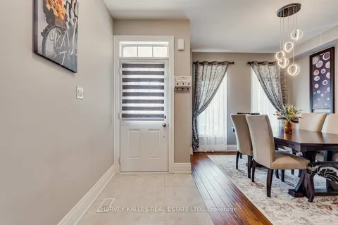 61 Mcisaac Drive, Springwater, ON L4M 4S4