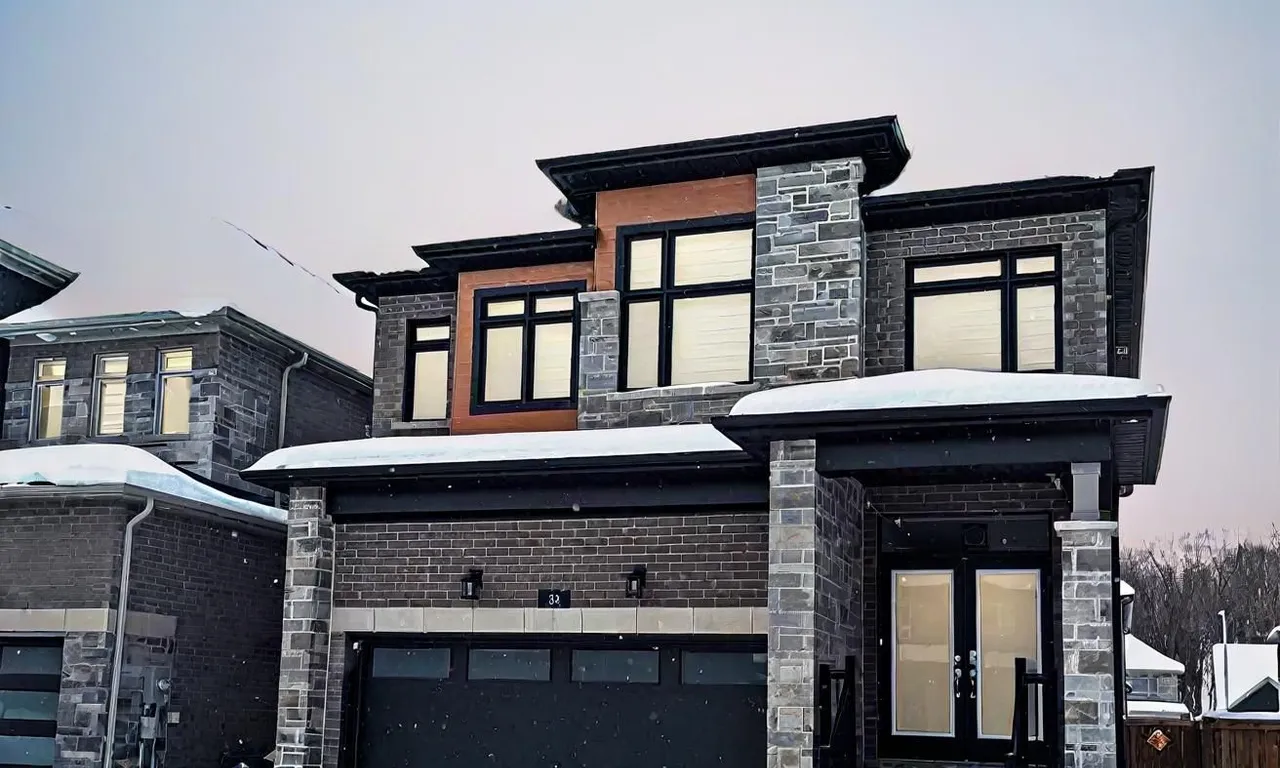 33 Paddington Grve, Barrie, ON L9J 0J3