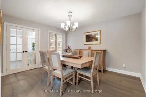 12 Birchwood Trail, Wasaga Beach, ON L9Z 1B2
