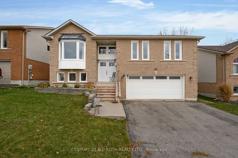 30 Frontier Ave, Orillia, ON L3V 7S8