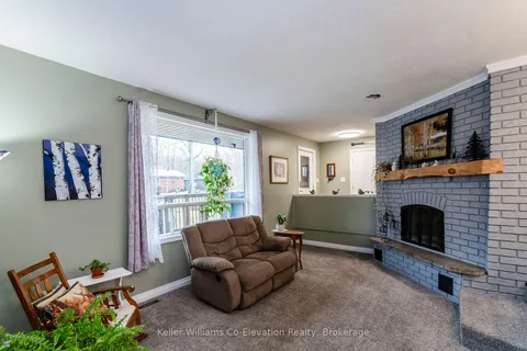 15 MUNDY Ave, Tiny, ON L9M 0B5