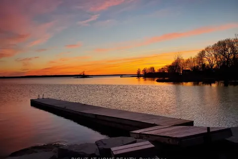 14 Long Point Rd, Tay, ON L0K 2C0