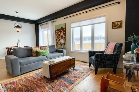 93 Archer Ave, Collingwood, ON L9Y 3B7