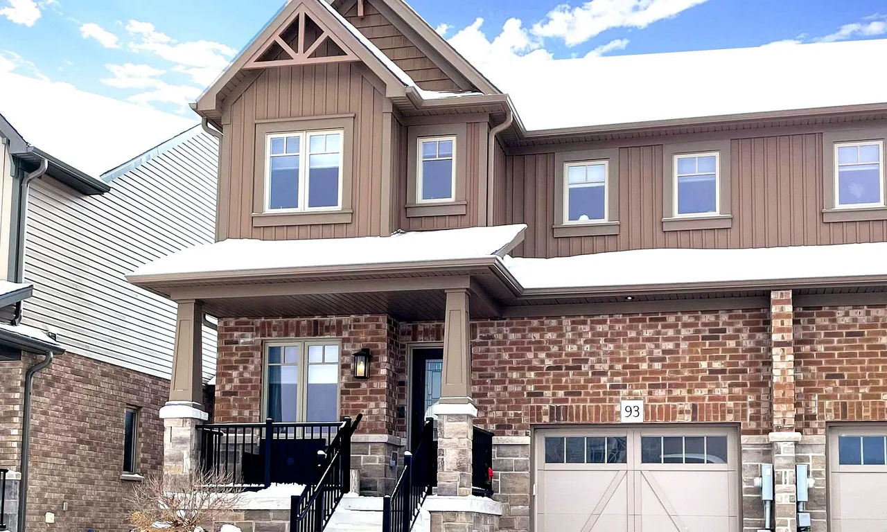 93 Archer Ave, Collingwood, ON L9Y 3B7