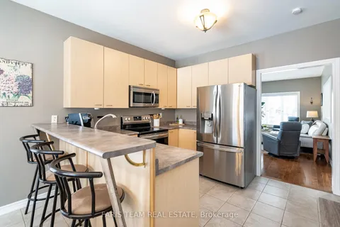 18 Maple Drive, Wasaga Beach, ON L9Z 0A7
