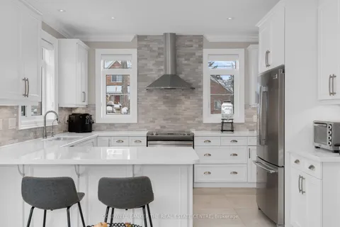 376 Tollendal Mill Road, Barrie, ON L4N 7T1