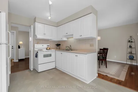 57 Indian Arrow Rd, Barrie, ON L4M 5P1