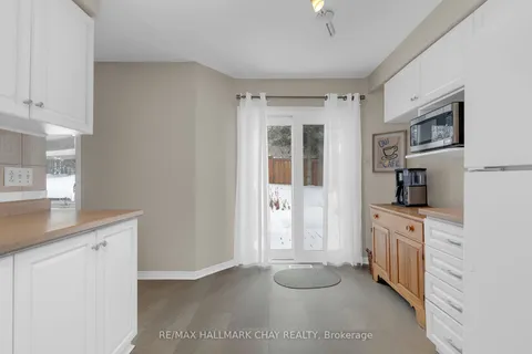 57 Indian Arrow Rd, Barrie, ON L4M 5P1