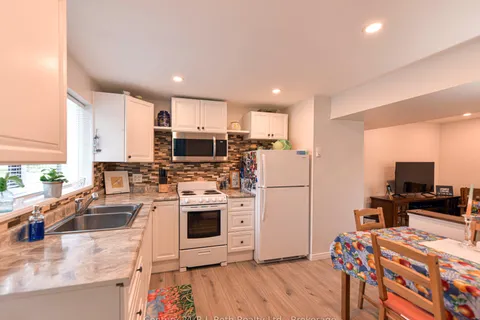 4693 DANIEL Street, Ramara, ON L3V 6H7