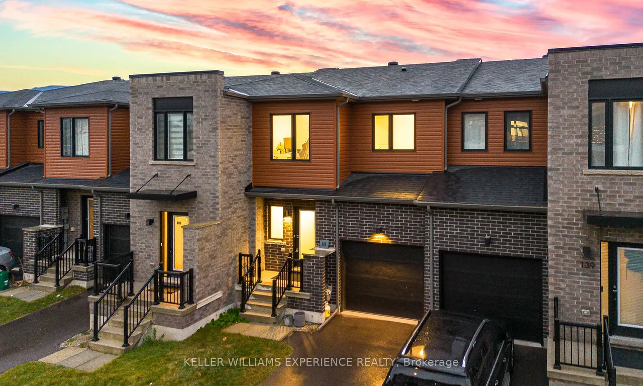 137 Turnberry Lane, Barrie, ON L9J 0M4