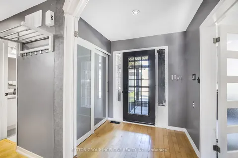 267 Johnson St, Barrie, ON L4M 6R9