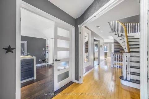267 Johnson St, Barrie, ON L4M 6R9