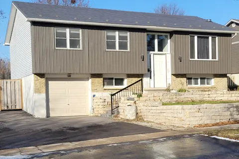 60 HEATHER Street, Barrie, ON L4N 4N1