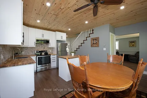 3010 MATCHEDASH Street, Severn, ON L0K 2C0
