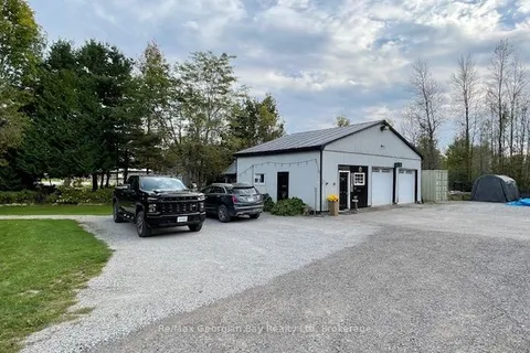 2066 IRISH Line, Severn, ON L0K 1E0