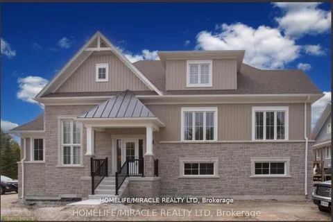 3205 Mosley Street, Wasaga Beach, ON L9Z 1V5