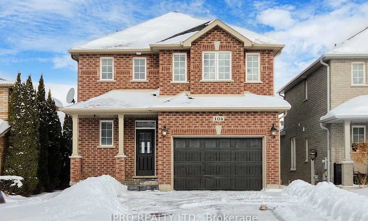 104 Nathan Cres, Barrie, ON L4N 0S6