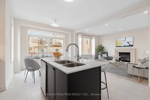103 Calypso Avenue, Springwater, ON L9X 2C7