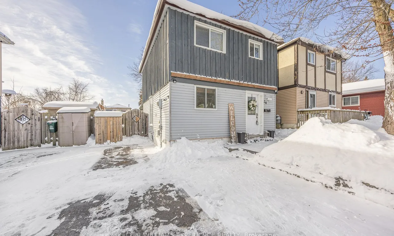 24 Shaw Cres, Barrie, ON L4N 4Z2
