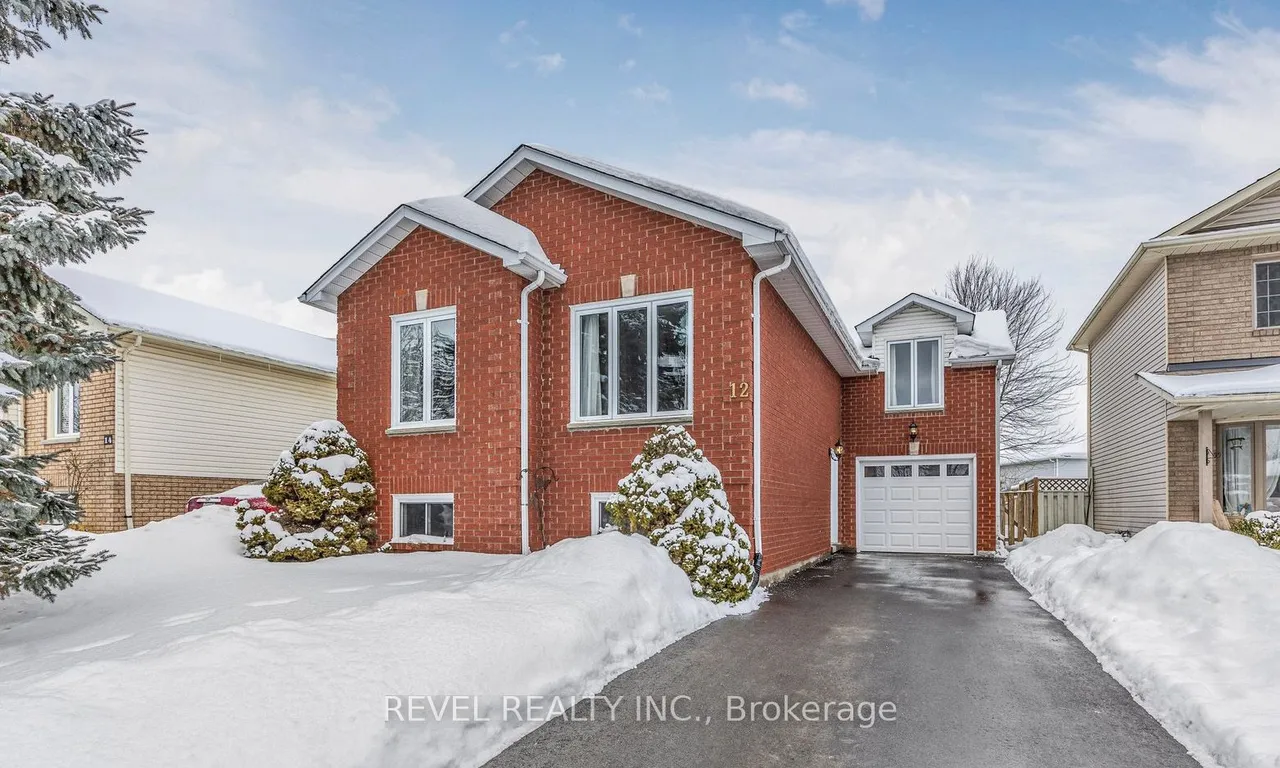 12 Ward Dr, Barrie, ON L4N 7N9