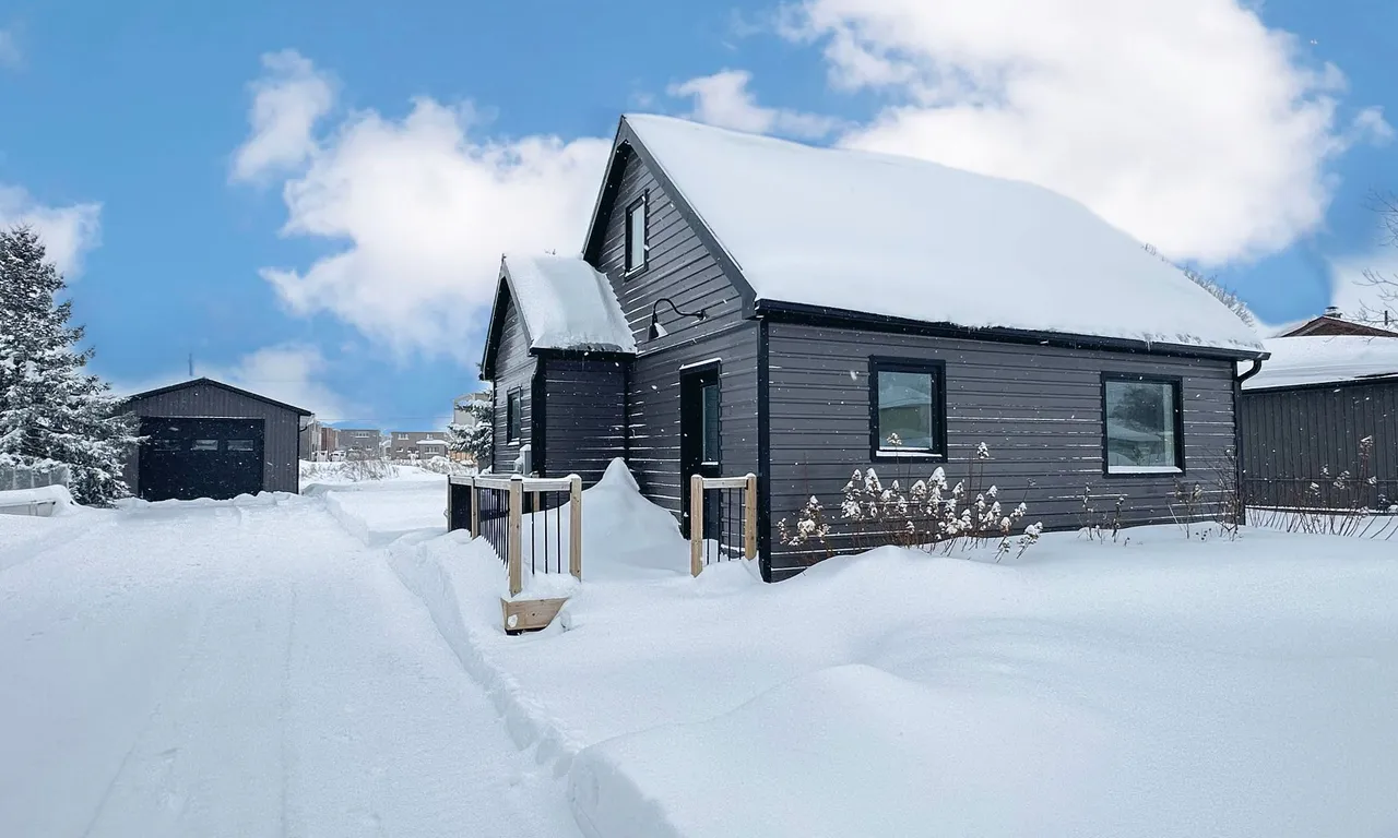 7455 County Road 91, Clearview, ON L0M 1S0