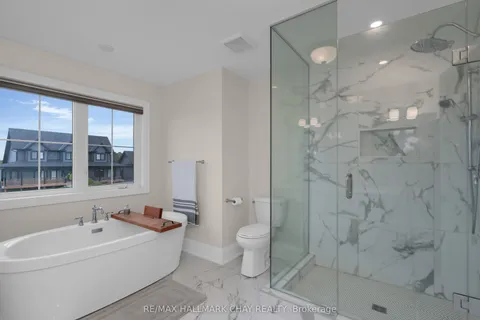 28 Thoroughbred Drive, Oro-Medonte, ON L0K 1E0